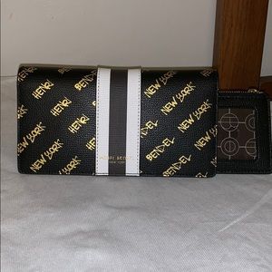 Henri Bendel Kangaroo Wallet